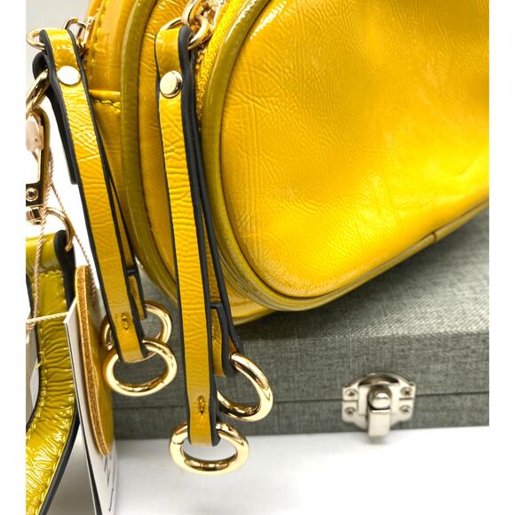 Mellow World Vegan Cross body Yellow Chartreuse  Strap‎ Trim NWT Gold hardware - Picture 5 of 8
